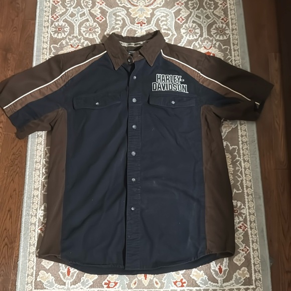 Harley-Davidson button up - Picture 1 of 3
